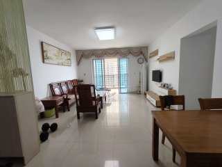 金港华庭 3室2厅1卫 128m² 2500元/月